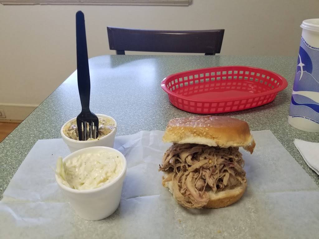 Carters Pig Pen Bar-B-Que | restaurant | 8011 Cold Harbor Rd, Mechanicsville, VA 23111, USA | 8047303616 OR +1 804-730-3616
