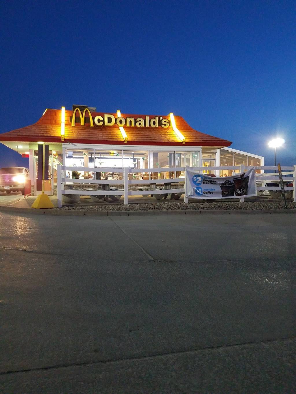 McDonalds | cafe | 1304 US Hwy 136 W, Rock Port, MO 64482, USA | 6607446677 OR +1 660-744-6677
