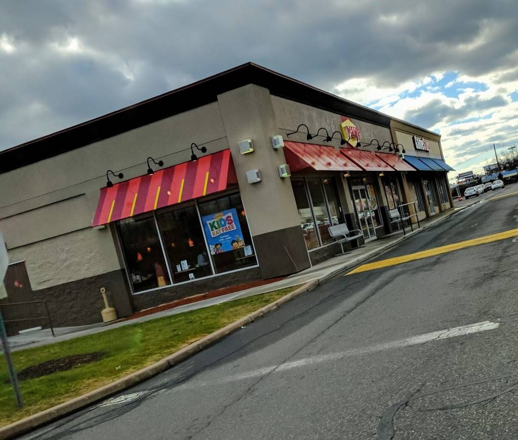 DENNY'S - CLOSED - 31 Photos & 39 Reviews - 939 Wolcott St