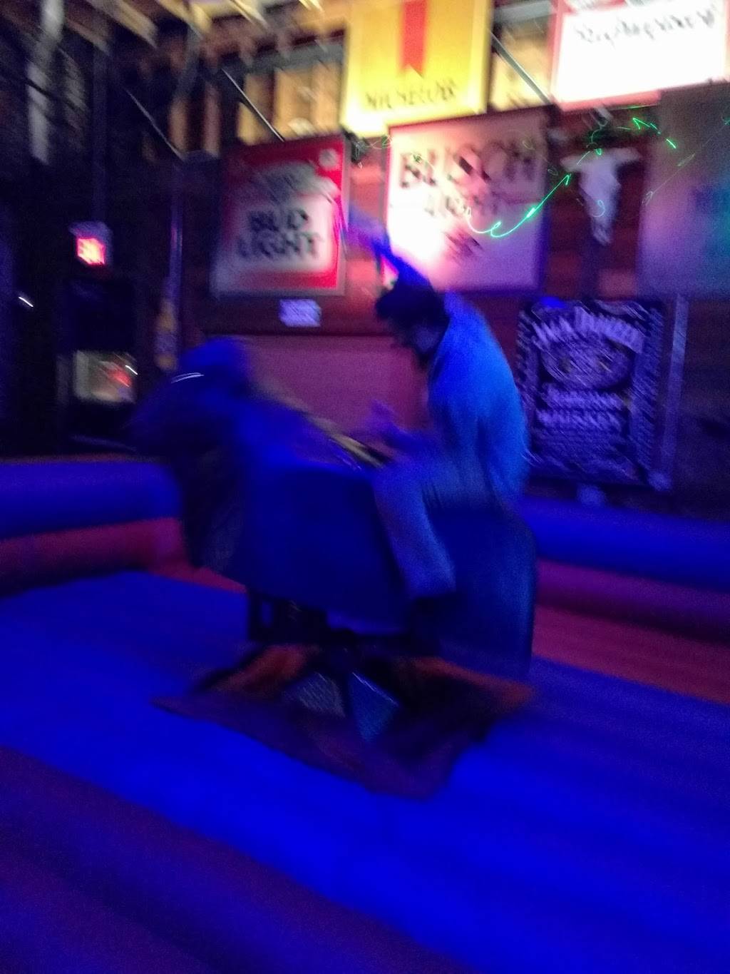 The Moosehead Saloon | restaurant | 2020 Devine St, Columbia, SC 29205, USA | 8037084984 OR +1 803-708-4984