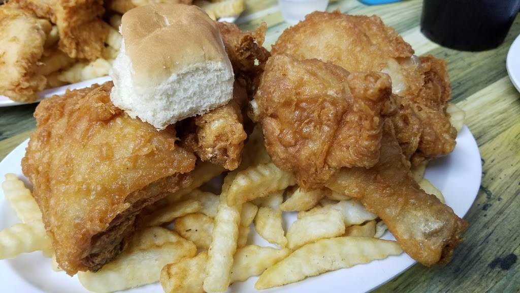 Bby Carryout | restaurant | 216 W River St, Dixon, IL 61021, USA | 8152884991 OR +1 815-288-4991