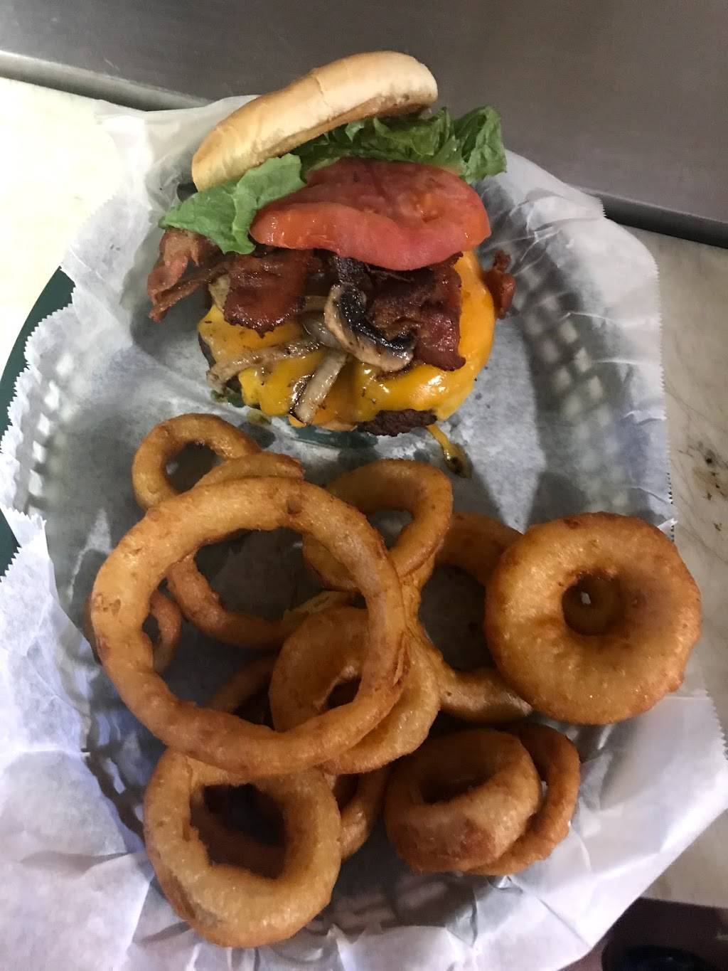 The Loft Tavern and Grill | restaurant | 69 Tannen Weg, Helen, GA 30545, USA | 7068782440 OR +1 706-878-2440