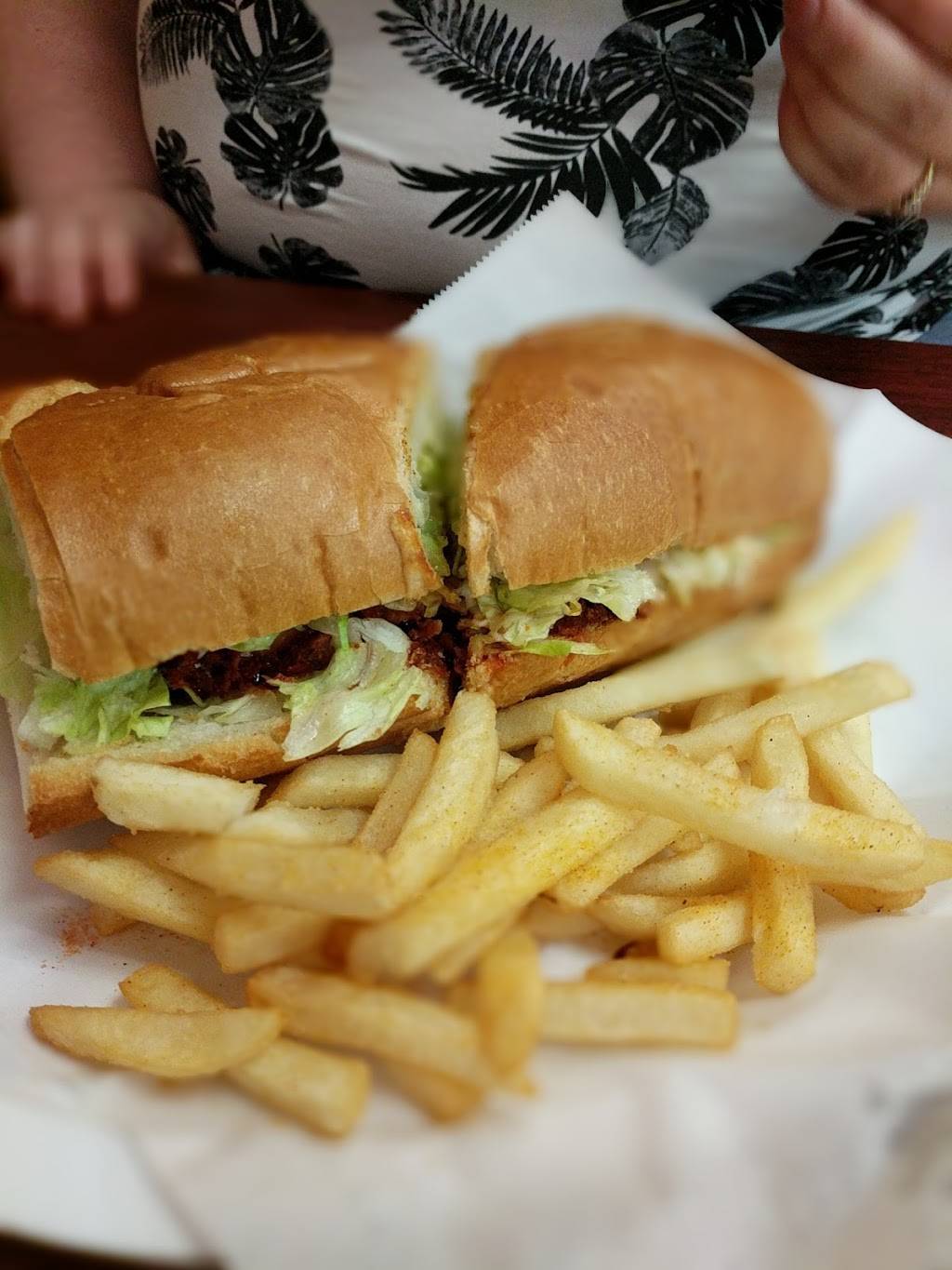 El Paisano | restaurant | 100 N Glenview Dr, Carbondale, IL 62901, USA | 6183518159 OR +1 618-351-8159