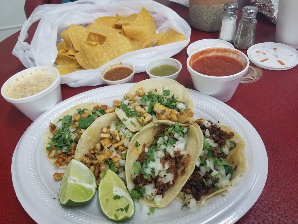 Taqueria Super Taco | restaurant | 215 S Sherman St, Fitzgerald, GA 31750, USA | 2294250406 OR +1 229-425-0406