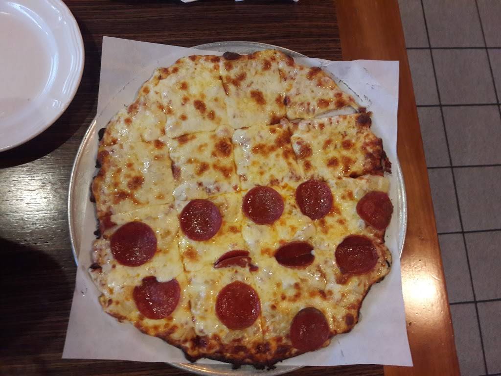 Eastside Pizzeria | meal delivery | 1050 Payne Ave, St Paul, MN 55106, USA | 6517767499 OR +1 651-776-7499