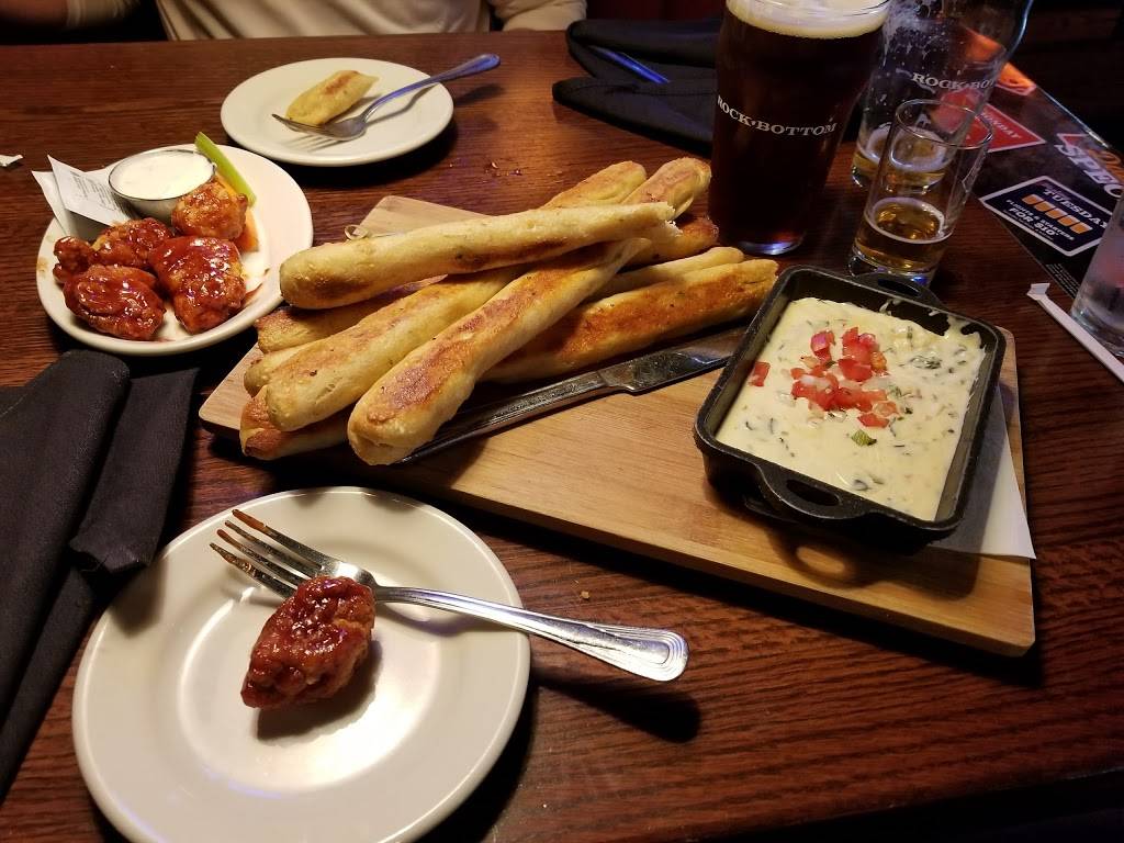 Rock Bottom Restaurant & Brewery | restaurant | 14694 Orchard Pkwy Ste 400, Westminster, CO 80020, USA | 3032551625 OR +1 303-255-1625