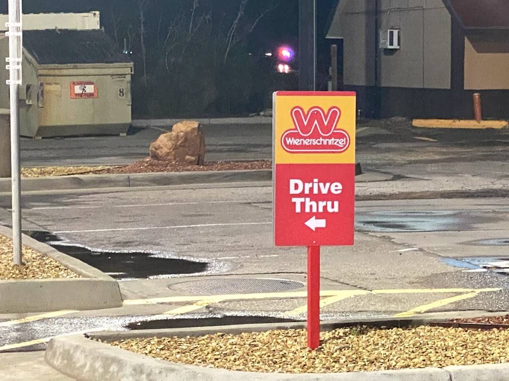 Wienerschnitzel | restaurant | 1885 Fabens Rd, Fabens, TX 79838, USA | 9157644112 OR +1 915-764-4112