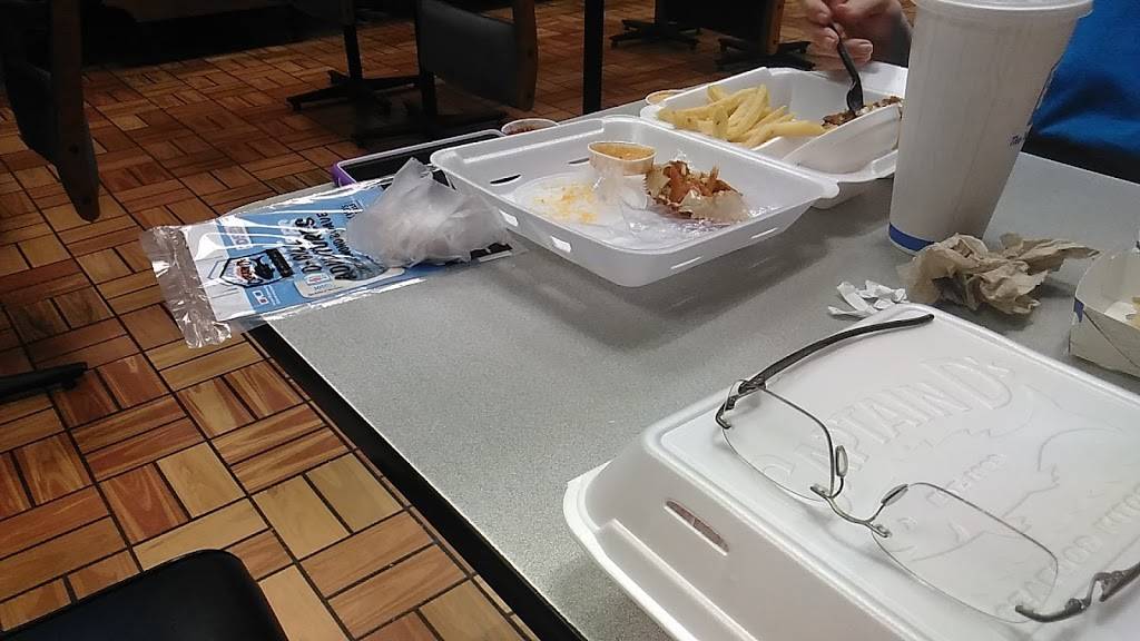 Captain Ds | restaurant | 15434 US-43, Russellville, AL 35653, USA | 2563327194 OR +1 256-332-7194