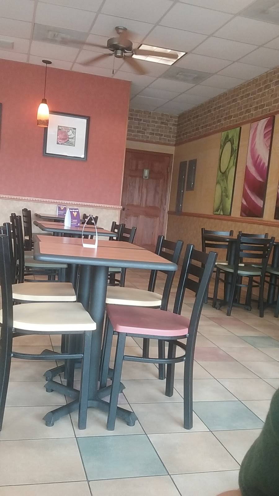 Subway | restaurant | 580 E Tri County Blvd, Oliver Springs, TN 37840, USA | 8654352999 OR +1 865-435-2999