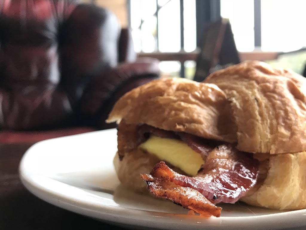 THE MEETING HOUSE: Red Banks Community Coffee House | cafe | 3912 Dayton Blvd, Chattanooga, TN 37415, USA | 4234976618 OR +1 423-497-6618