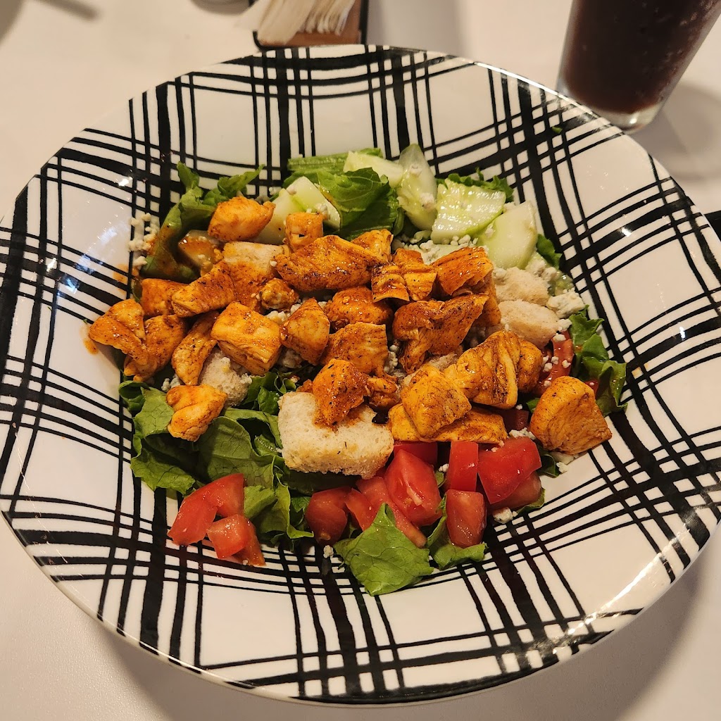 The Little Kitchen | restaurant | 271 S Main St, Oneida, TN 37841, USA | 4235697655 OR +1 423-569-7655