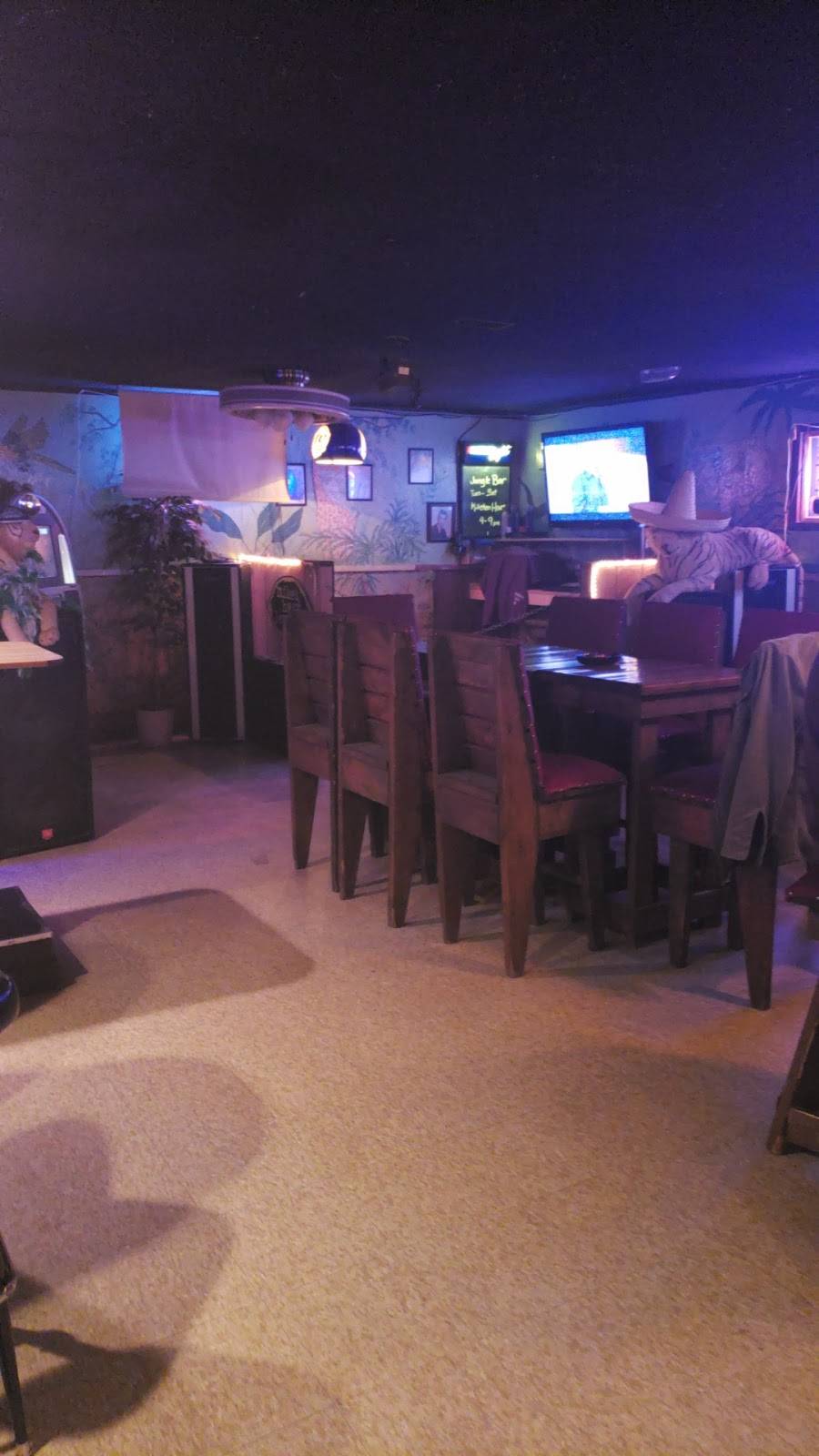 Jungle Bar & Grill | restaurant | 30786 Forthview Rd, Edwards, MO 65326, USA | 5733450888 OR +1 573-345-0888