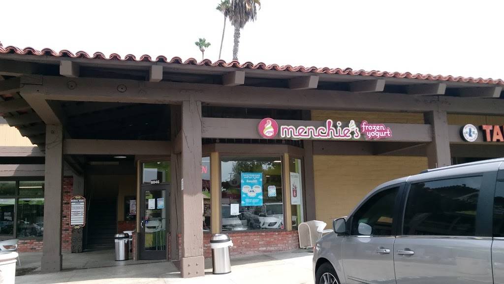 Menchies Frozen Yogurt | bakery | 8046 La Mesa Blvd, La Mesa, CA 91942, USA | 6197246633 OR +1 619-724-6633