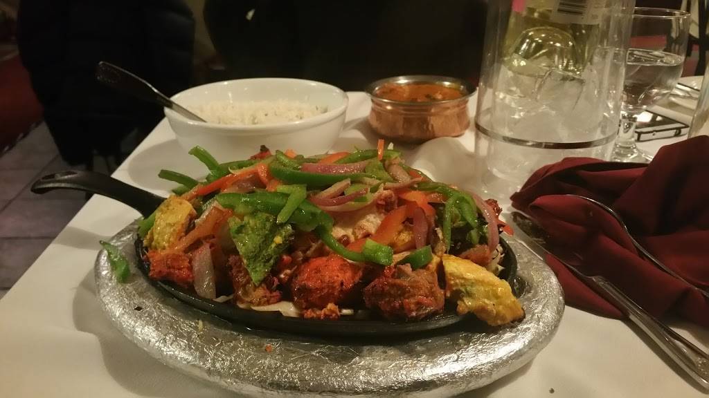Bollywood Masala | restaurant | 23418 Three Notch Rd, California, MD 20619, USA | 3018627735 OR +1 301-862-7735