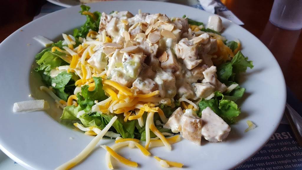Ailleurs Bar - Restaurant | restaurant | 77 Rue Main O, Coaticook, QC J1A 1P3, Canada | 8198499665 OR +1 819-849-9665