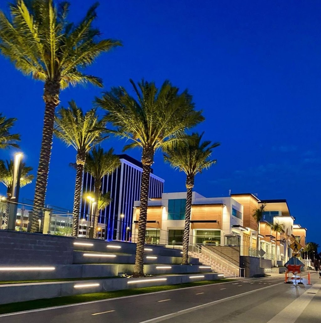 Boardwalk MDR | shopping mall | 4635 Admiralty Way, Marina Del Rey, CA 90292, USA