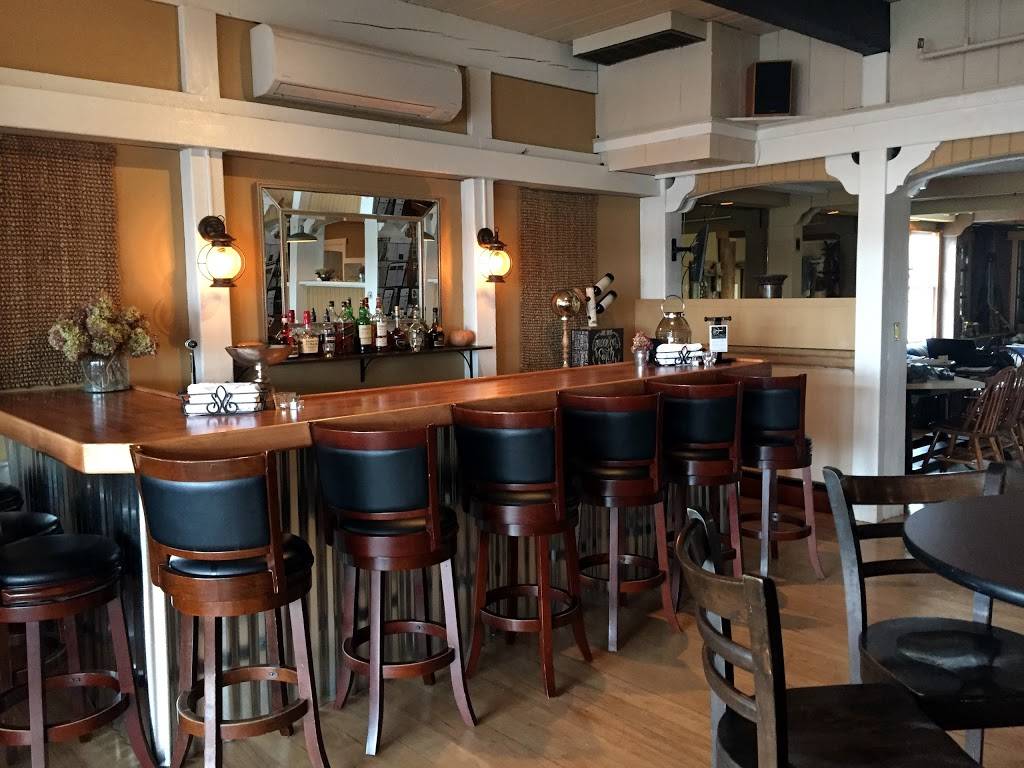 Eclipse | restaurant | 2 Park Dr, Rockland, ME 04841, USA | 2075966661606 OR +1 207-596-6661 ext. 606