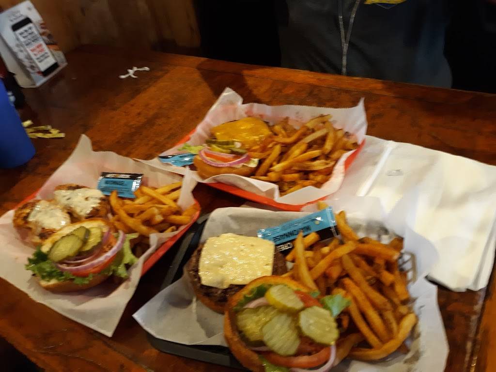 Off the Hoof Burgers | restaurant | 12013 US-70, Arlington, TN 38002, USA | 9018673565 OR +1 901-867-3565