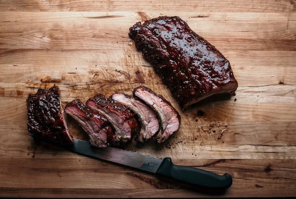 Queenies BBQ | restaurant | 105 Elm St, Woodstock, GA 30188, USA | 7706939090 OR +1 770-693-9090