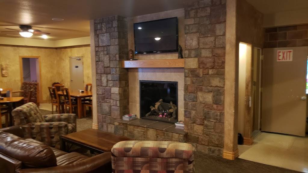 Golden Rock Winery | restaurant | 955 MO-5 BUS, Camdenton, MO 65020, USA | 5733179463 OR +1 573-317-9463