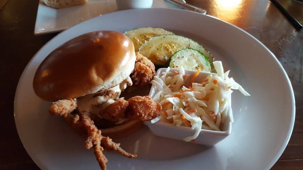 RedFish Grill & Bar | restaurant | 711 Evans St, Morehead City, NC 28557, USA | 2526488269 OR +1 252-648-8269