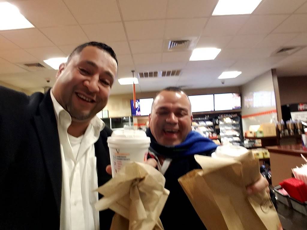 Dunkin | bakery | 198 Taunton Ave, Seekonk, MA 02771, USA | 5083361366 OR +1 508-336-1366