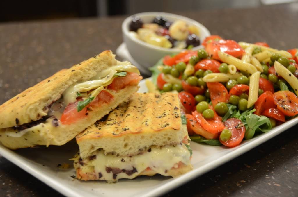 Ditullios Italian Market Cafe | cafe | 2207 E State St, Rockford, IL 61104, USA | 8153992080 OR +1 815-399-2080
