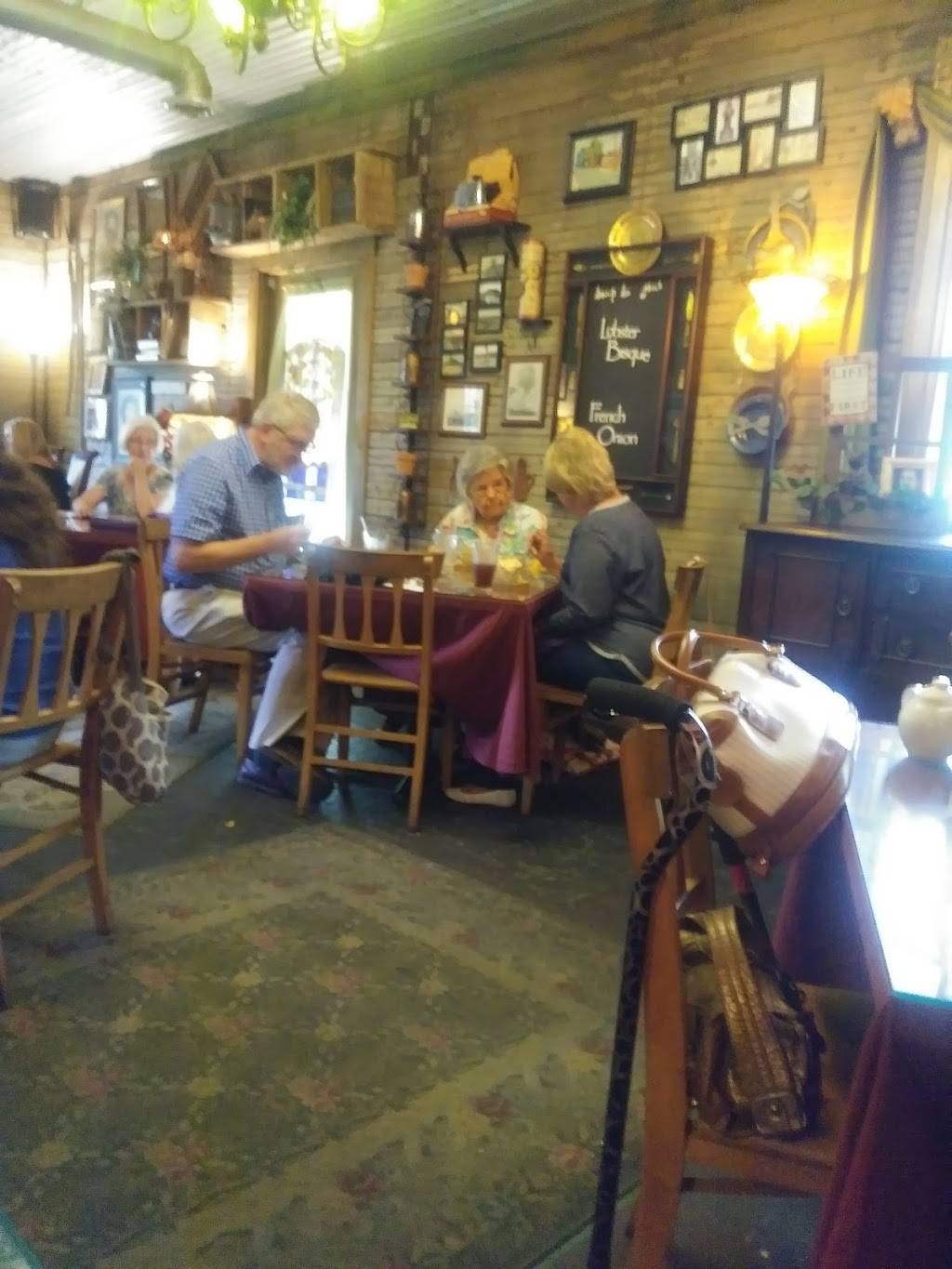 Garden Gate Tea Room 839 Niedringhaus Ave, Granite City, IL 62040, USA