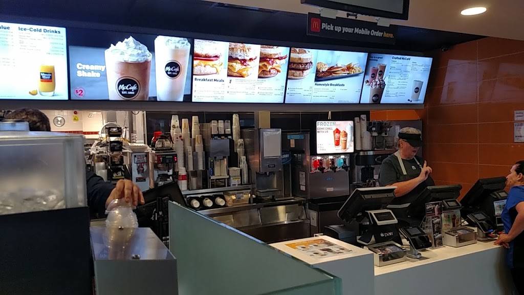 McDonalds | cafe | 9851 NE Barry Rd, Kansas City, MO 64157, USA | 8167921126 OR +1 816-792-1126