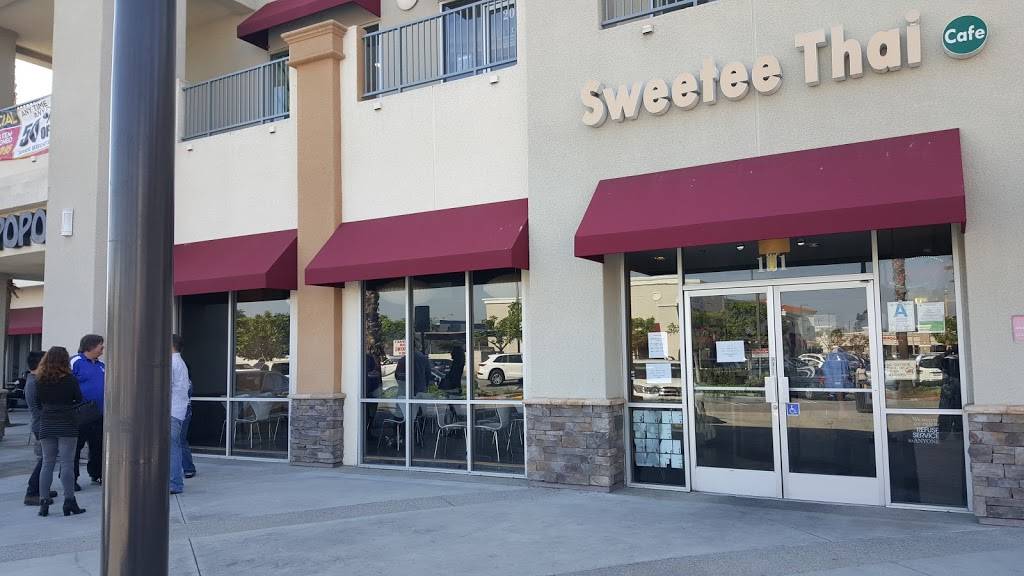 Sweetee Thai Cafe | restaurant | 11700 South St #101, Artesia, CA 90701, USA | 5628656152 OR +1 562-865-6152