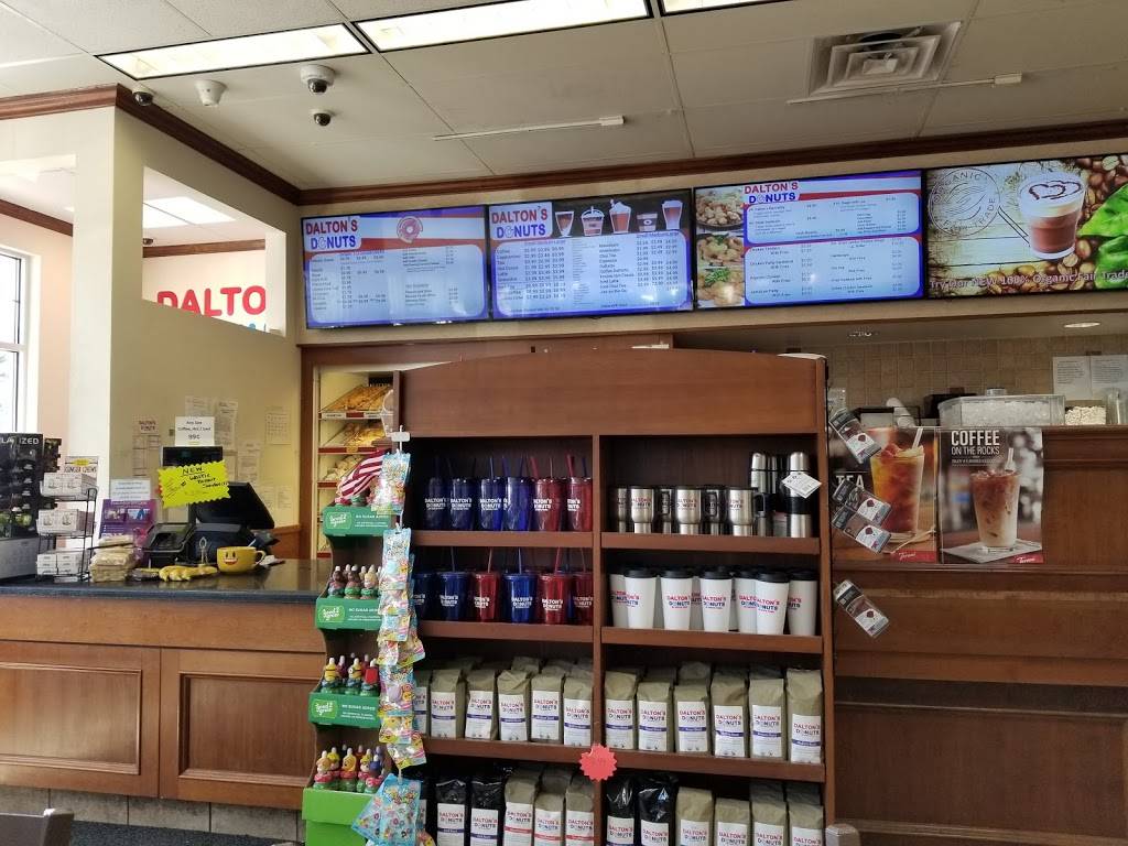 Daltons Donuts | cafe | 7555 NY-32, Cairo, NY 12413, USA | 5186220971 OR +1 518-622-0971