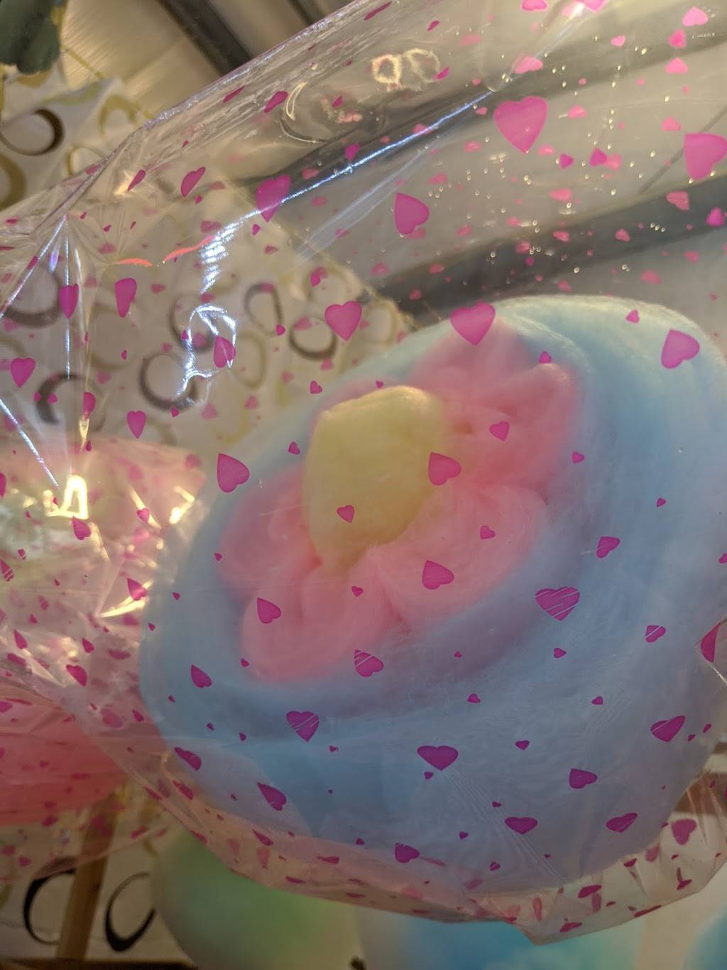 Queens Candy shop | restaurant | 5641 US-129, Jefferson, GA 30549, United States | 4136878088 OR +1 413-687-8088