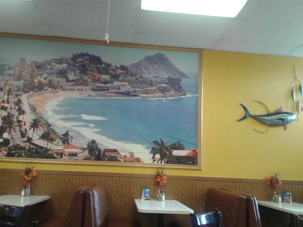 Mariscos Mazatlan | restaurant | 13345 Telegraph Rd # D, Whittier, CA 90605, USA | 5629414199 OR +1 562-941-4199