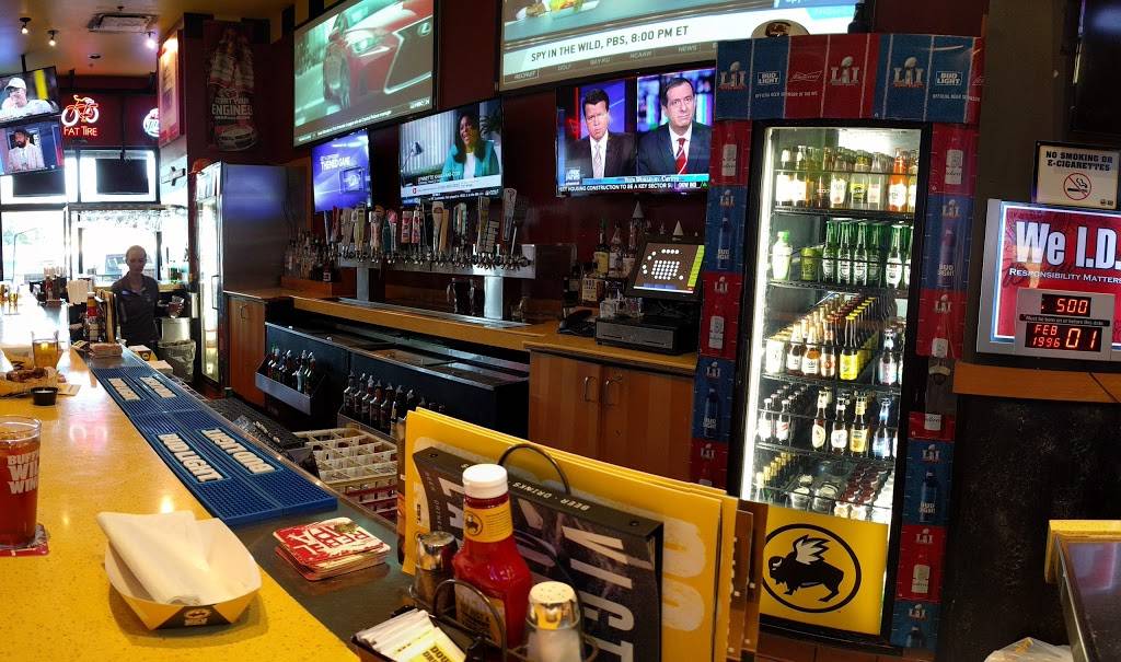 Buffalo Wild Wings | meal takeaway | 4959 Centre Pointe Dr #104, North Charleston, SC 29418, USA | 8435295394 OR +1 843-529-5394