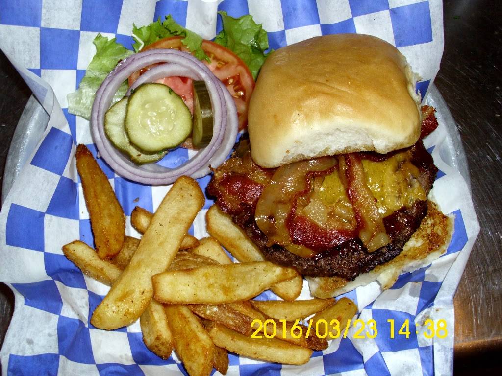 Lukes Icehouse | restaurant | 1039 Nederland Ave, Nederland, TX 77627, USA | 4097292665 OR +1 409-729-2665