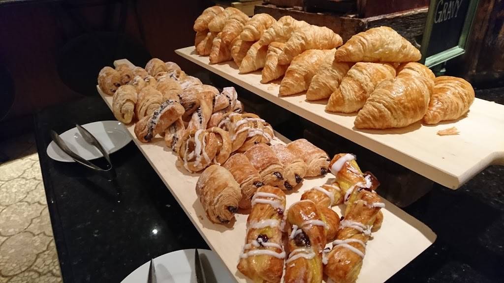 Trevis Restaurant | restaurant | 1500 Masters Blvd, Championsgate, FL 33896, USA | 4073906664 OR +1 407-390-6664