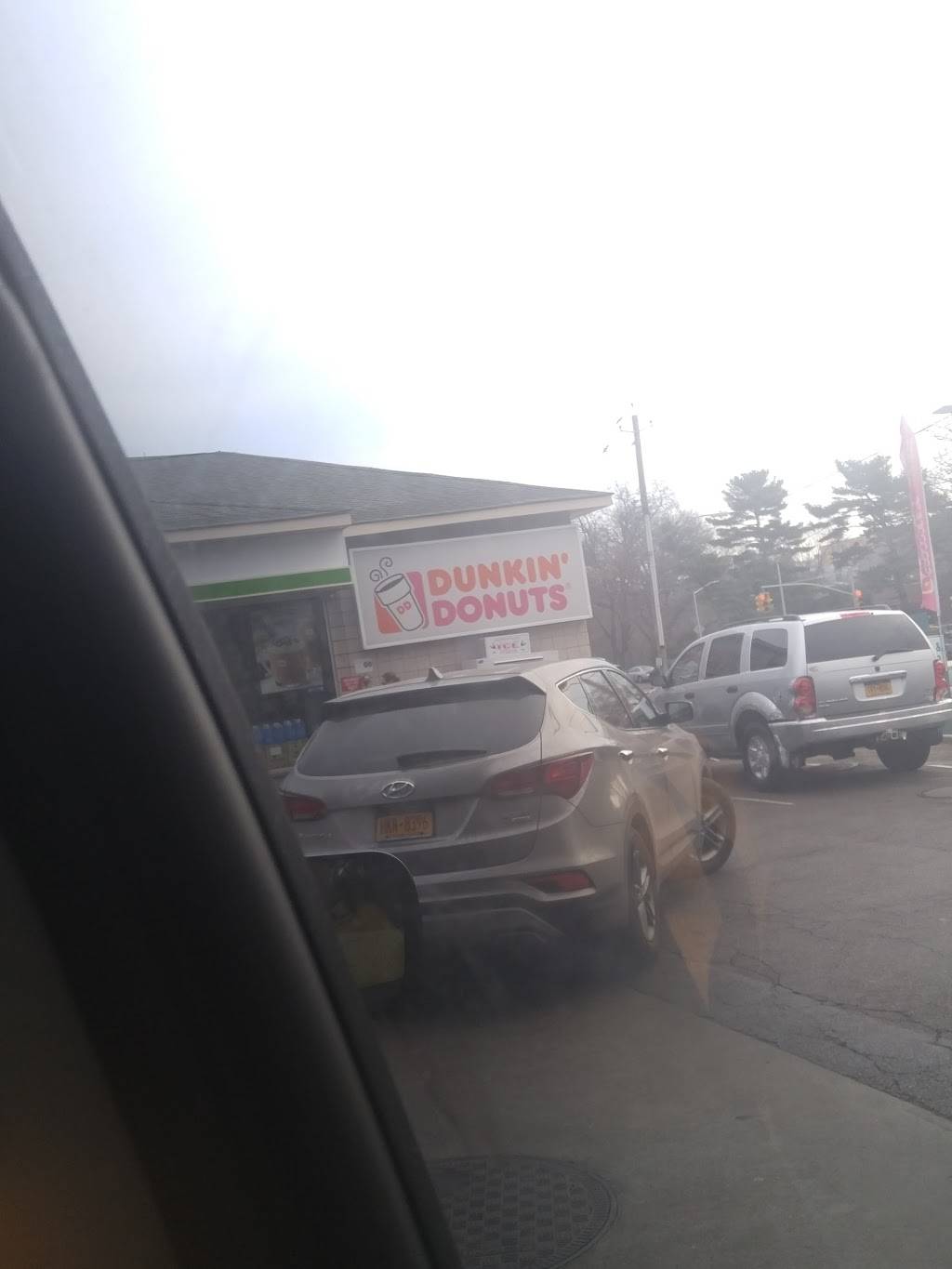 Dunkin Donuts | cafe | 4201 Webster Ave, Bronx, NY 10470, USA | 7188810380 OR +1 718-881-0380