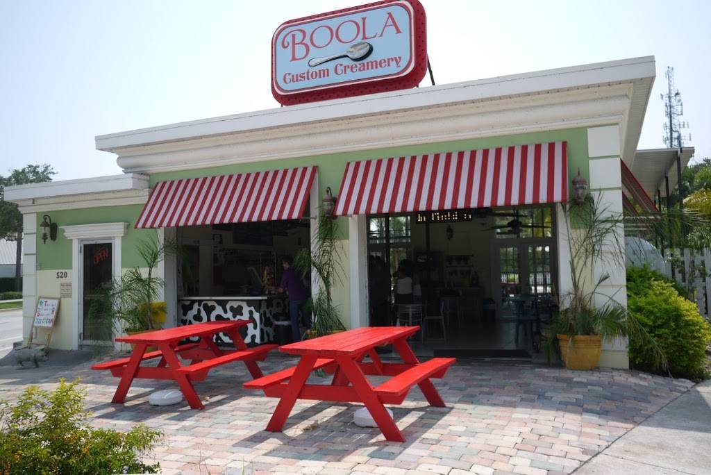 Abracadabra Ice Cream Factory Restaurant 520 N Main St, Kissimmee, FL 34744, USA
