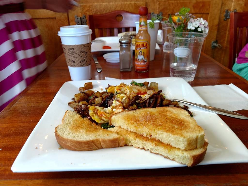 Boynton-McKay Food Co. | restaurant | 30 Main St, Camden, ME 04843, USA | 2072362465 OR +1 207-236-2465