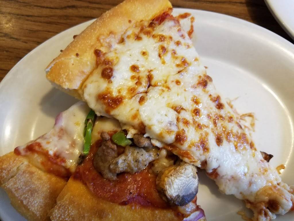 Pizza Hut - Meal takeaway | 6213 Cockrum Rd, Olive Branch, MS 38654, USA