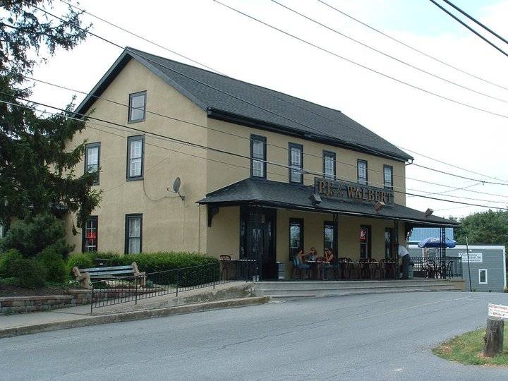 P.J. Whelihans Pub + Restaurant [Walbert] | restaurant | 1658 Hausman Rd, Allentown, PA 18104, USA | 6103954077 OR +1 610-395-4077