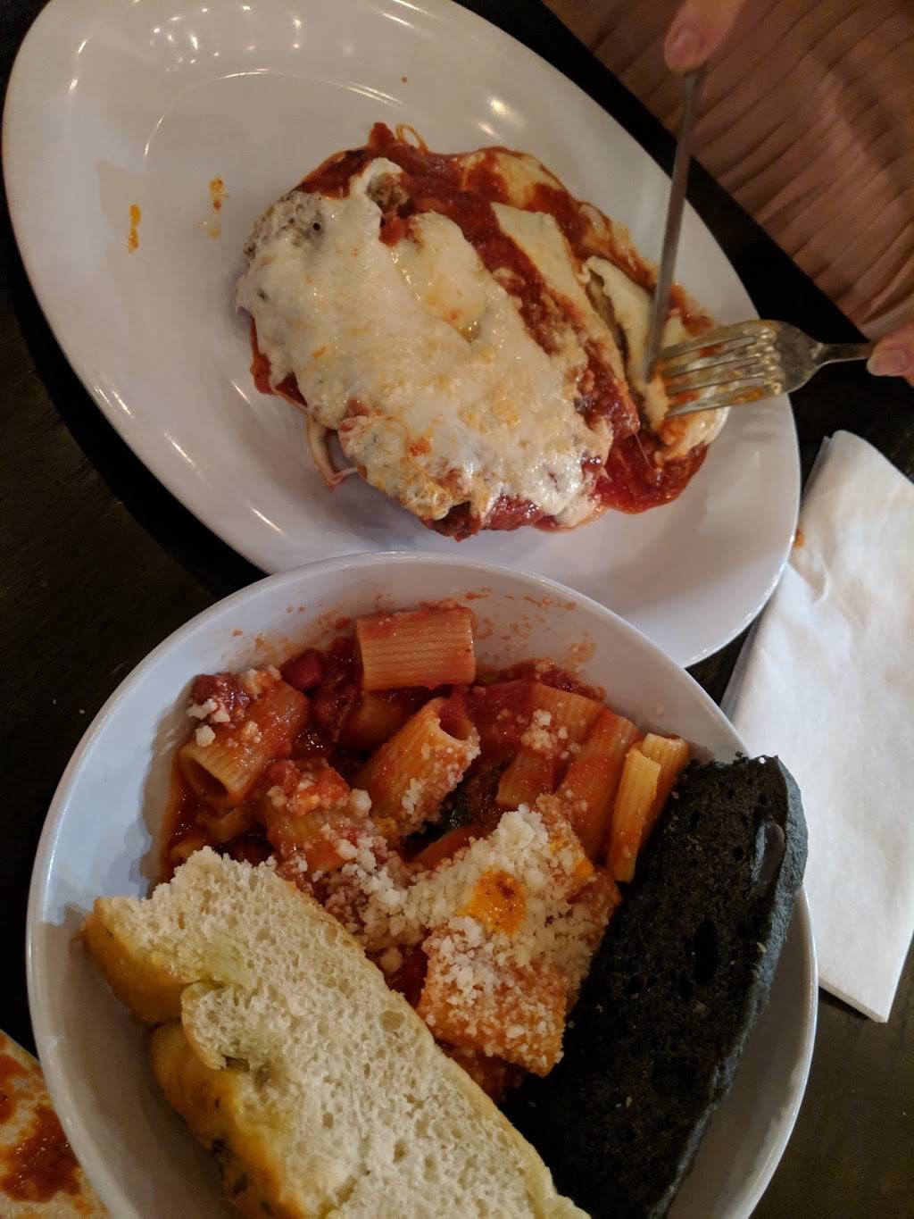 Mangia Nashville Restaurant 701 Craighead St Berry Hill Tn 37204 Usa