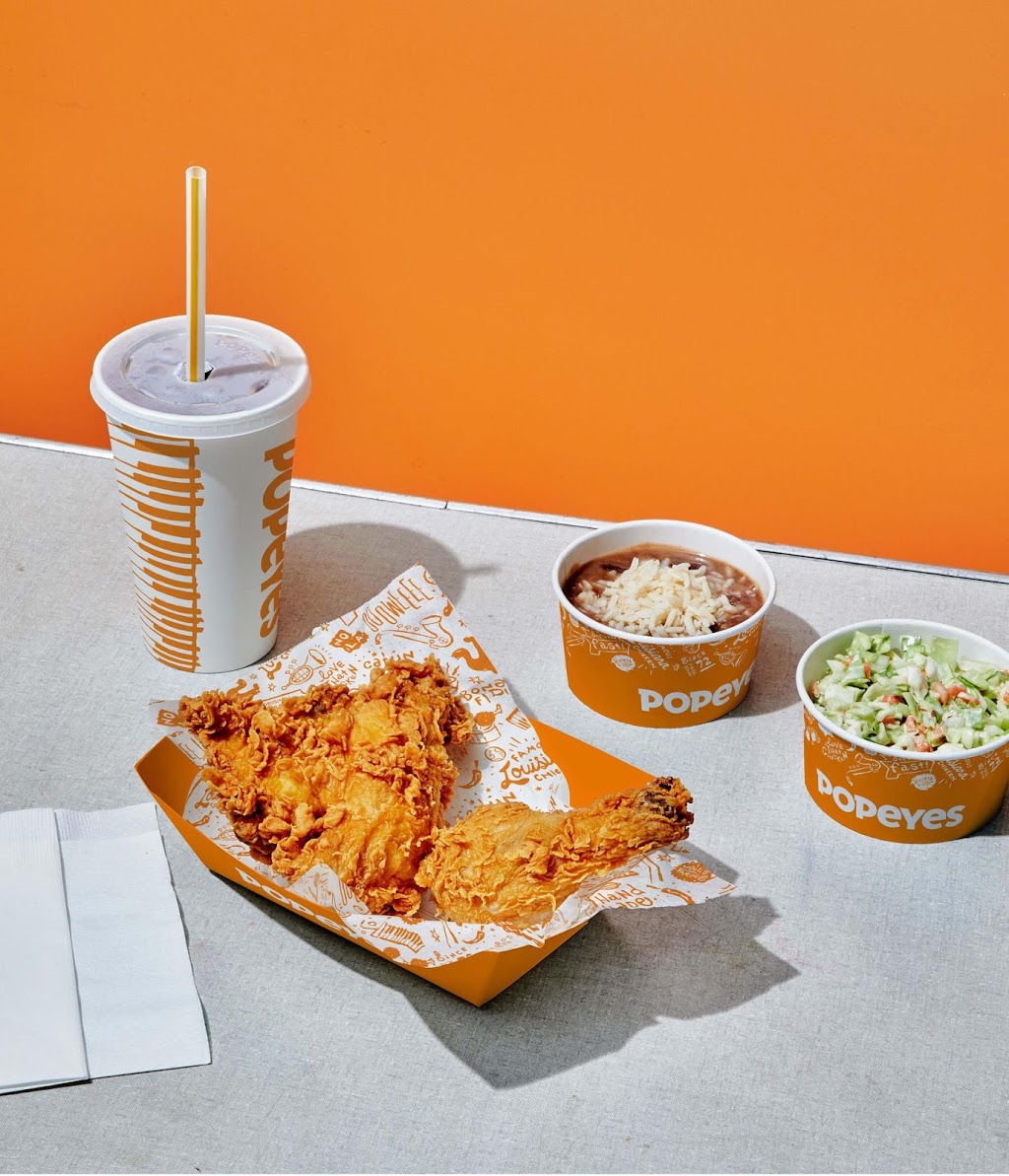 Popeyes Louisiana Kitchen | restaurant | 2003 N Hills St, Meridian, MS 39305, USA | 6012825255 OR +1 601-282-5255