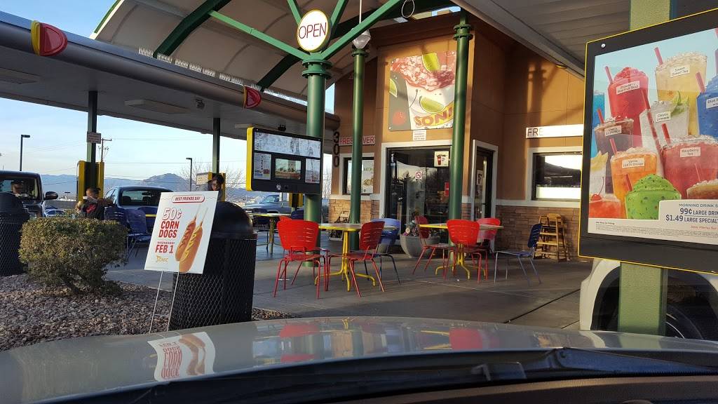 Sonic Drive-In | restaurant | 300 S Boulder Hwy, Henderson, NV 89015, USA | 7025658375 OR +1 702-565-8375