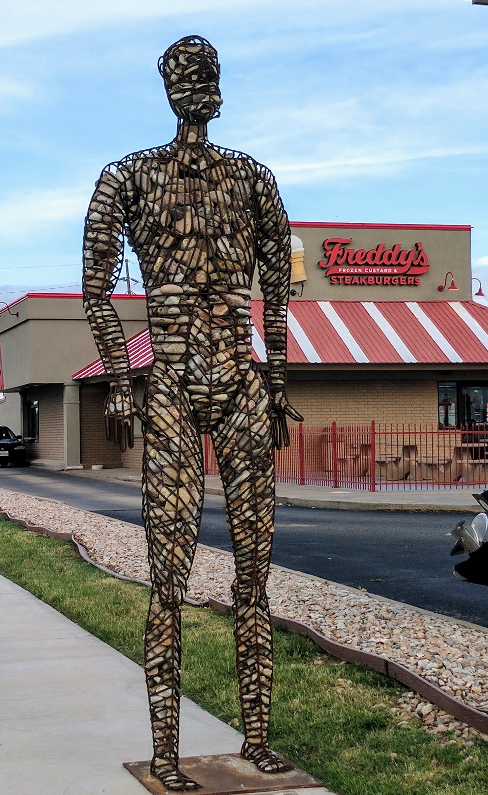 Freddys Frozen Custard & Steakburgers | restaurant | 2702 Southwest Blvd, San Angelo, TX 76904, USA | 3257036550 OR +1 325-703-6550
