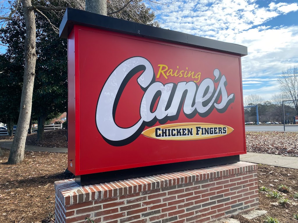 Raising Cane's Chicken Fingers 3150 Kiln Creek Pkwy, Yorktown, VA