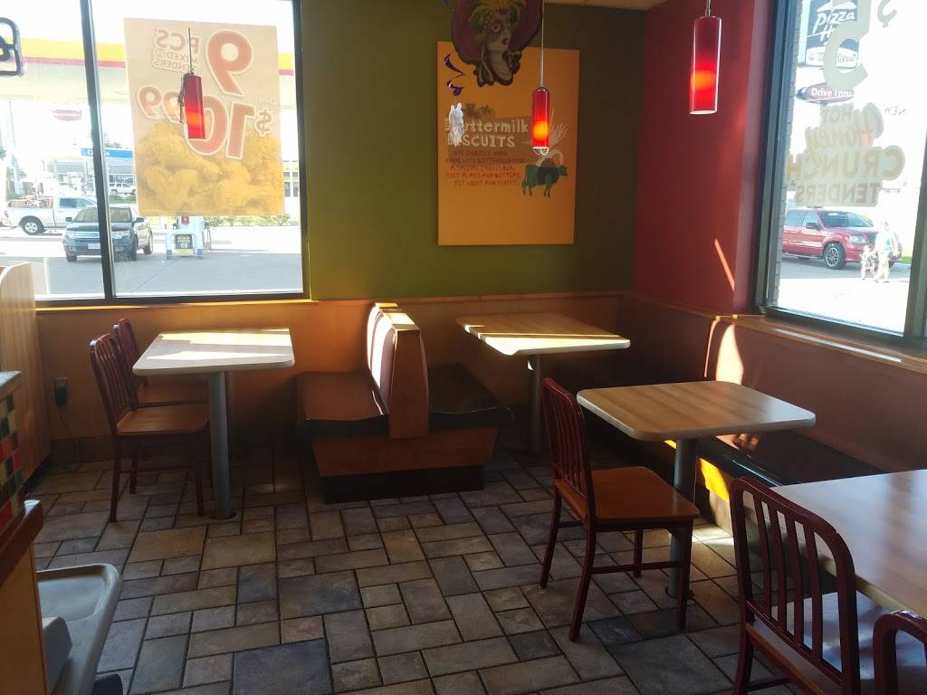 Popeyes Louisiana Kitchen | restaurant | 9319 TX-90, Navasota, TX 77868, USA | 9368255028 OR +1 936-825-5028