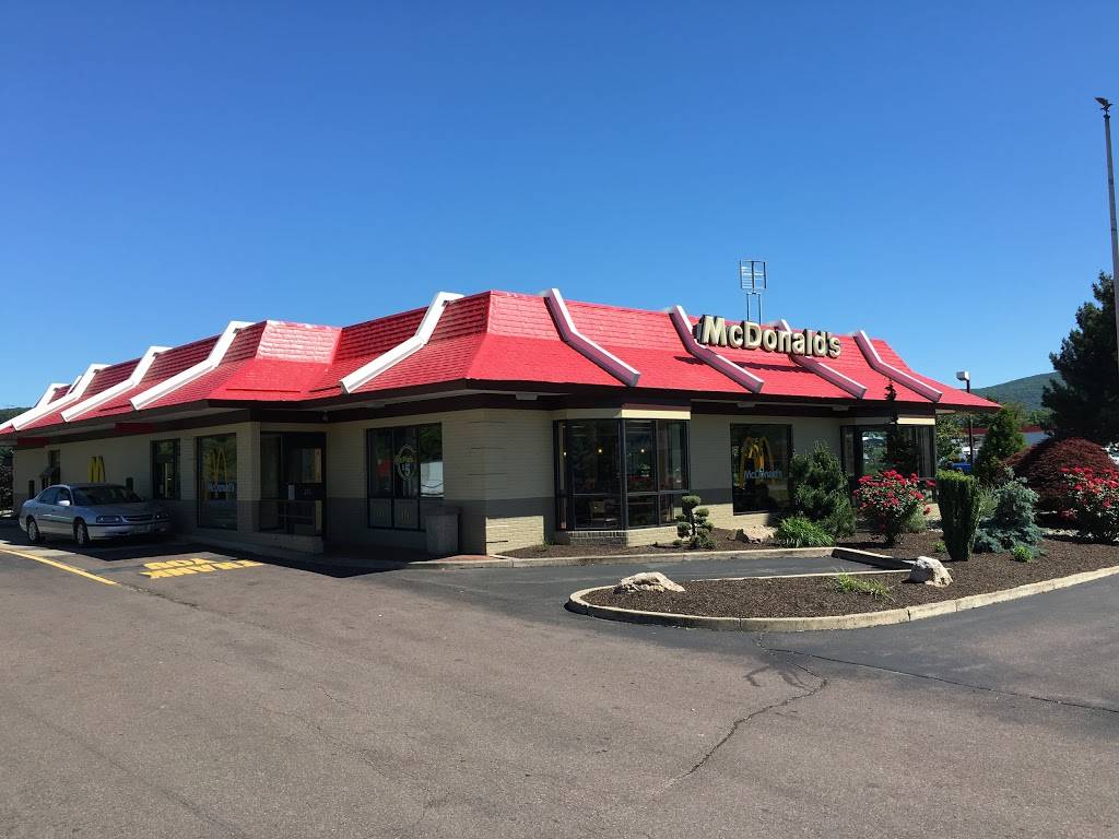 McDonalds | cafe | 435 W 3rd St, Nescopeck, PA 18635, USA | 5707524333 OR +1 570-752-4333