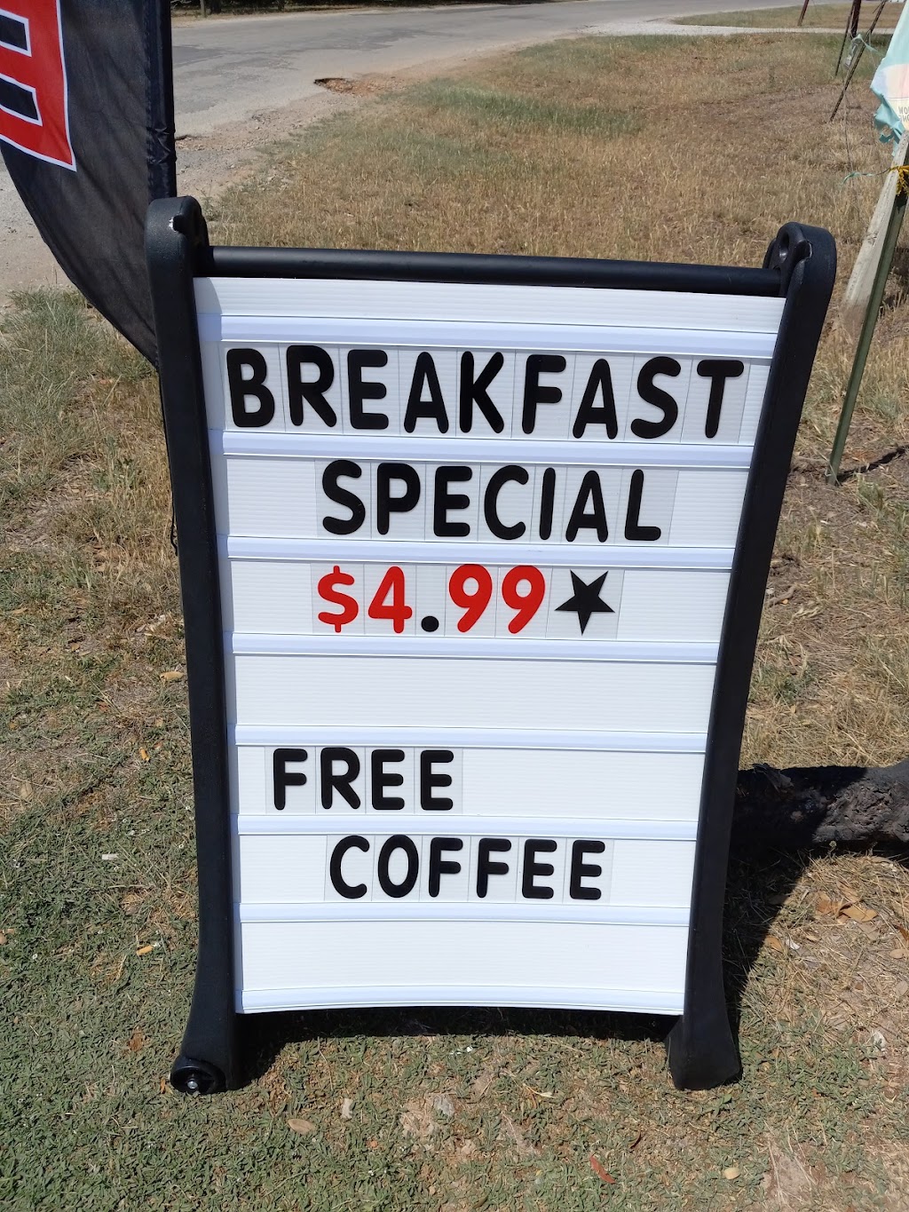 Cowgirl Tuff | restaurant | 3051 Harbor Dr, May, TX 76857, USA | 2549464004 OR +1 254-946-4004