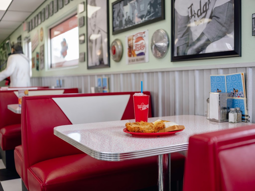 Boomarang Diner Enid/Randolph | restaurant | 226 W Randolph Ave, Enid, OK 73701, USA | 5805404255 OR +1 580-540-4255